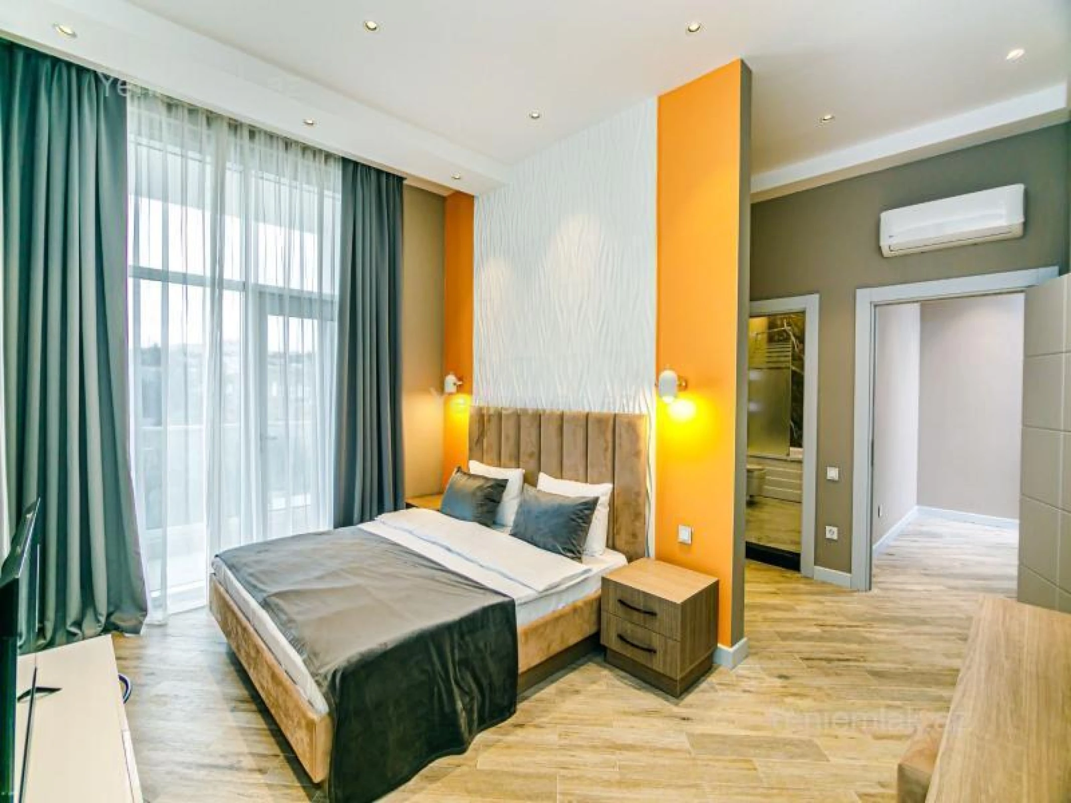 Satılır 16 otaqlı obyekt 1700 m²