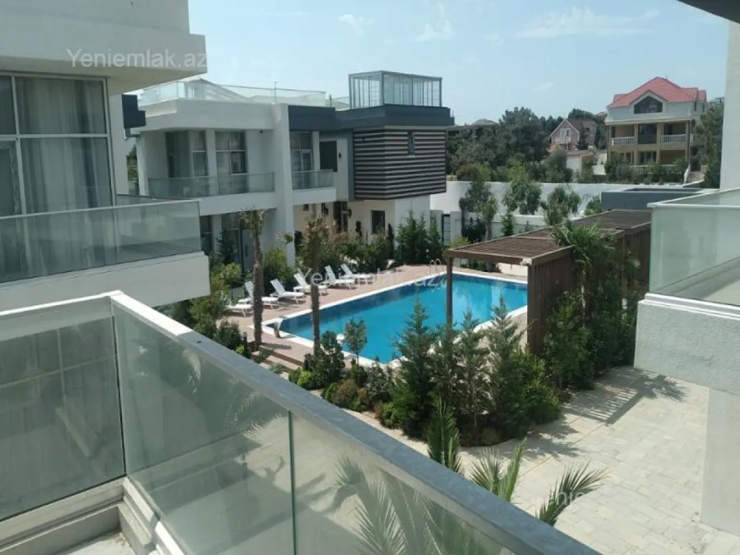 Satılır 16 otaqlı obyekt 1700 m²
