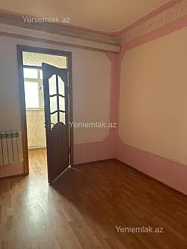 Satılır 2 otaqlı köhnə tikili 65 m²