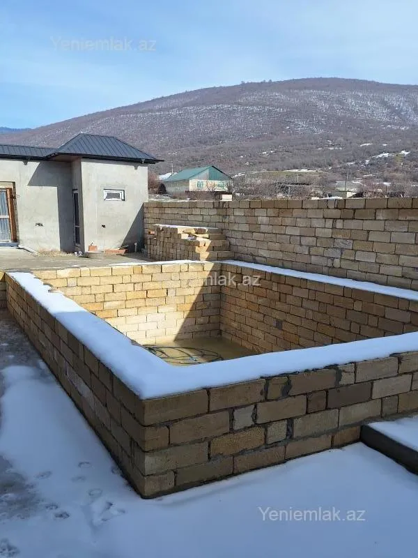 Satılır 3 otaqlı həyət evi 85 m²