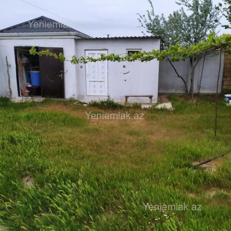 Satılır 2 otaqlı həyət evi 54 m²