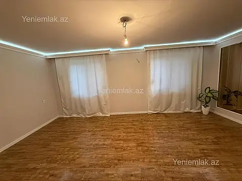 Satılır 5 otaqlı köhnə tikili 120 m²