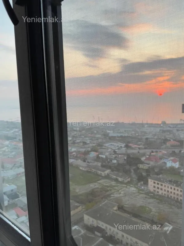 Satılır 2 otaqlı yeni tikili 76 m²