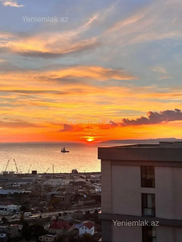 Satılır 2 otaqlı yeni tikili 76 m²