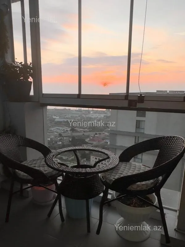 Satılır 2 otaqlı yeni tikili 76 m²