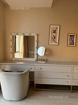 Satılır 2 otaqlı yeni tikili 76 m²