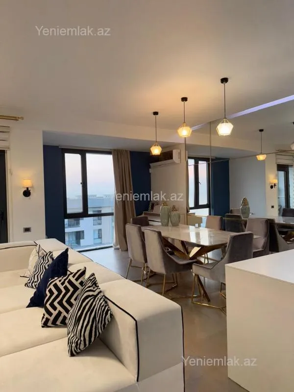 Satılır 2 otaqlı yeni tikili 76 m²