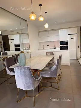 Satılır 2 otaqlı yeni tikili 76 m²