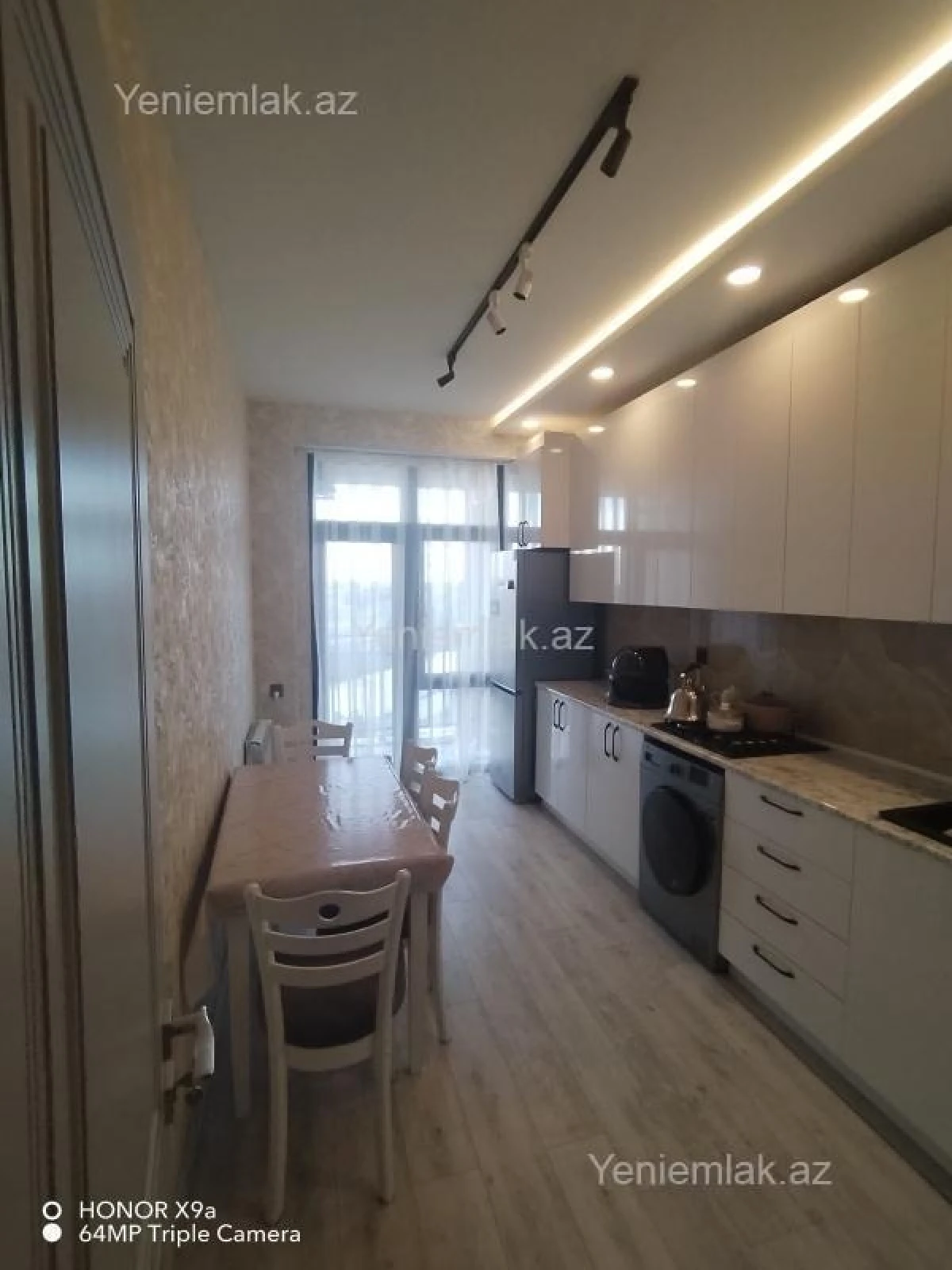 Satılır 2 otaqlı yeni tikili 84 m²