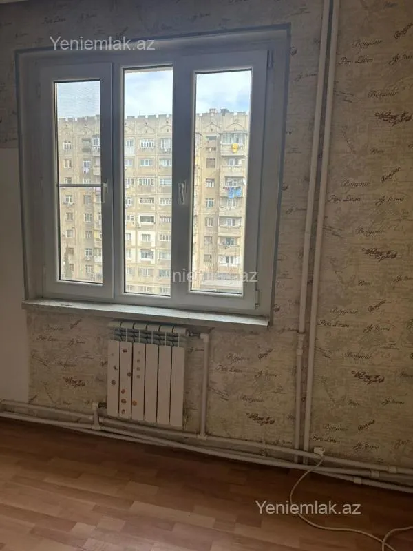 Satılır 2 otaqlı köhnə tikili 65 m²