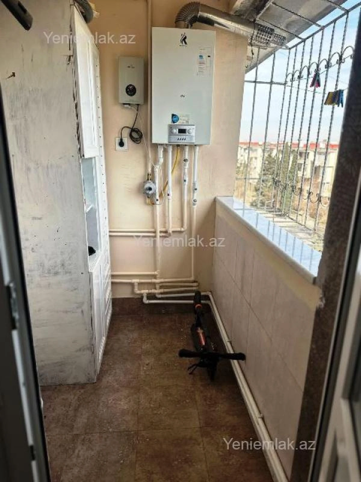 Satılır 3 otaqlı köhnə tikili 80 m²