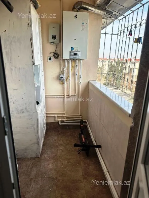 Satılır 3 otaqlı köhnə tikili 80 m²