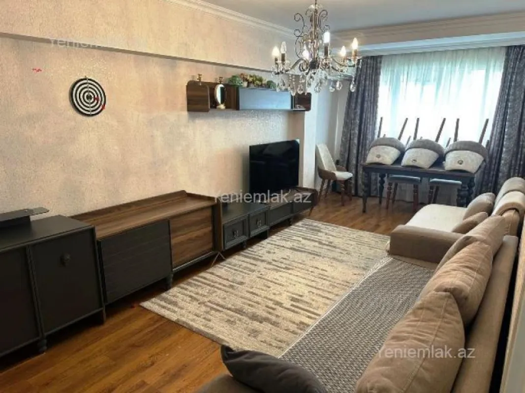 Satılır 3 otaqlı köhnə tikili 80 m²