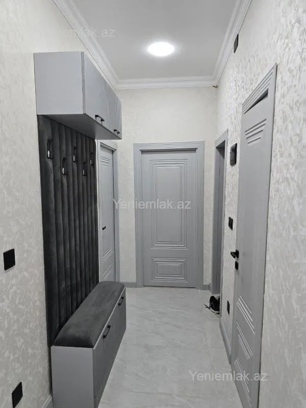 Satılır 2 otaqlı köhnə tikili 60 m²