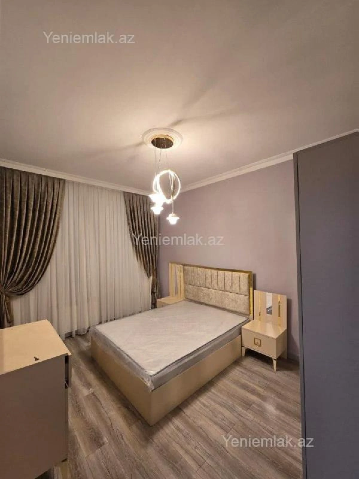 Satılır 2 otaqlı köhnə tikili 60 m²