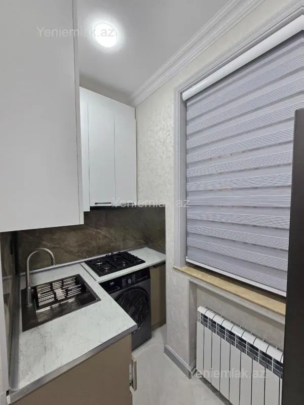 Satılır 2 otaqlı köhnə tikili 60 m²