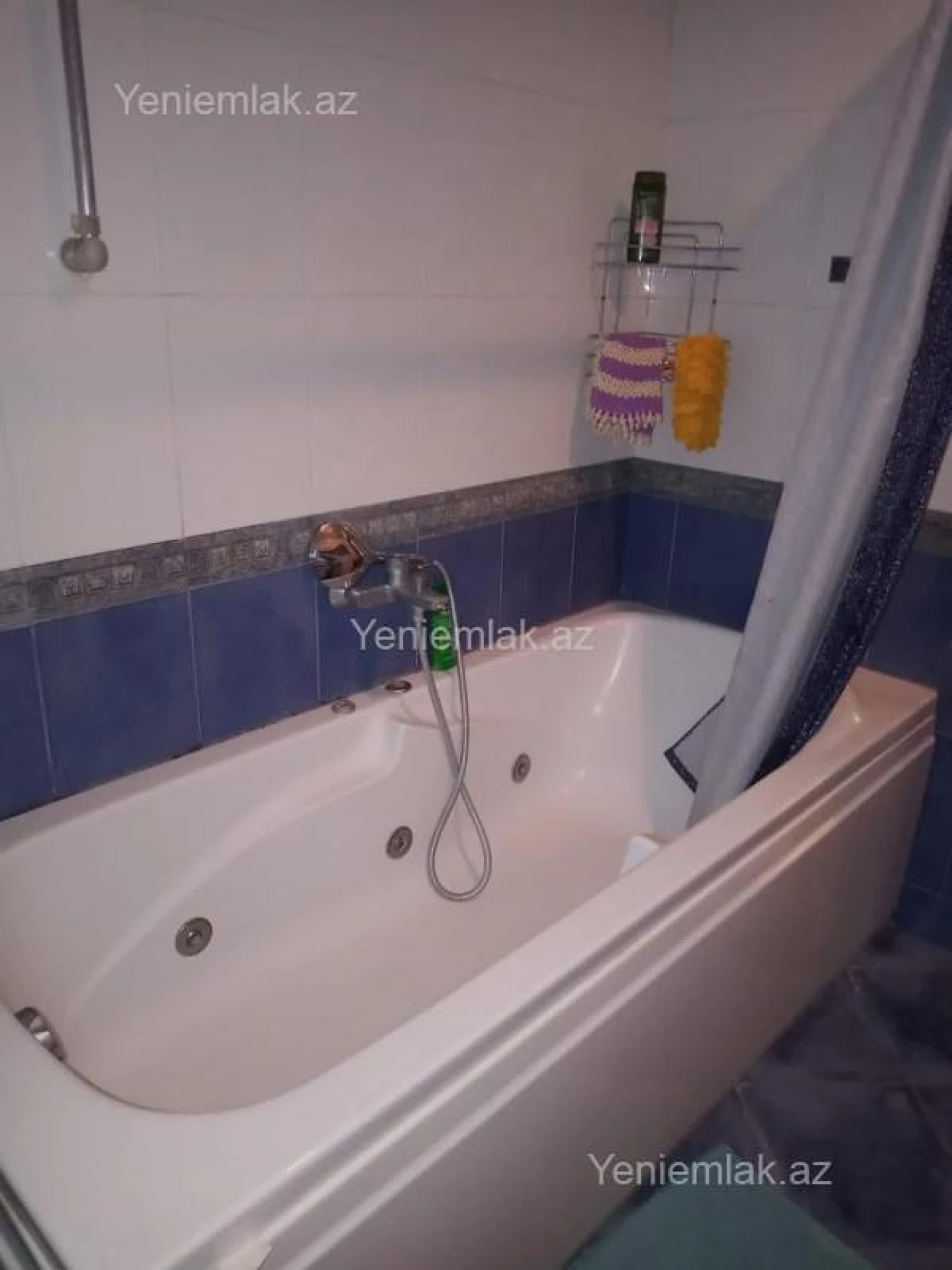 Satılır 3 otaqlı yeni tikili 140 m²