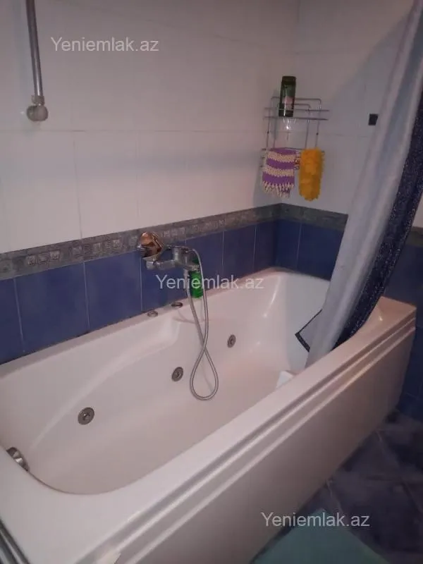 Satılır 3 otaqlı yeni tikili 140 m²