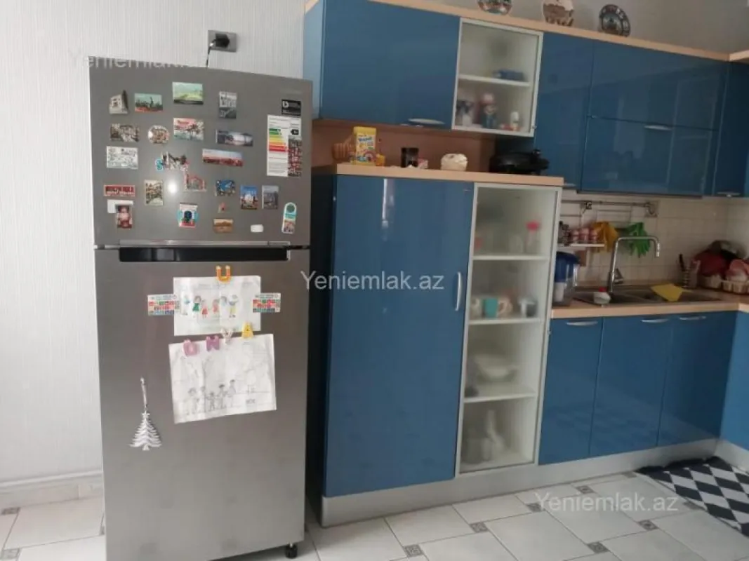 Satılır 3 otaqlı yeni tikili 140 m²