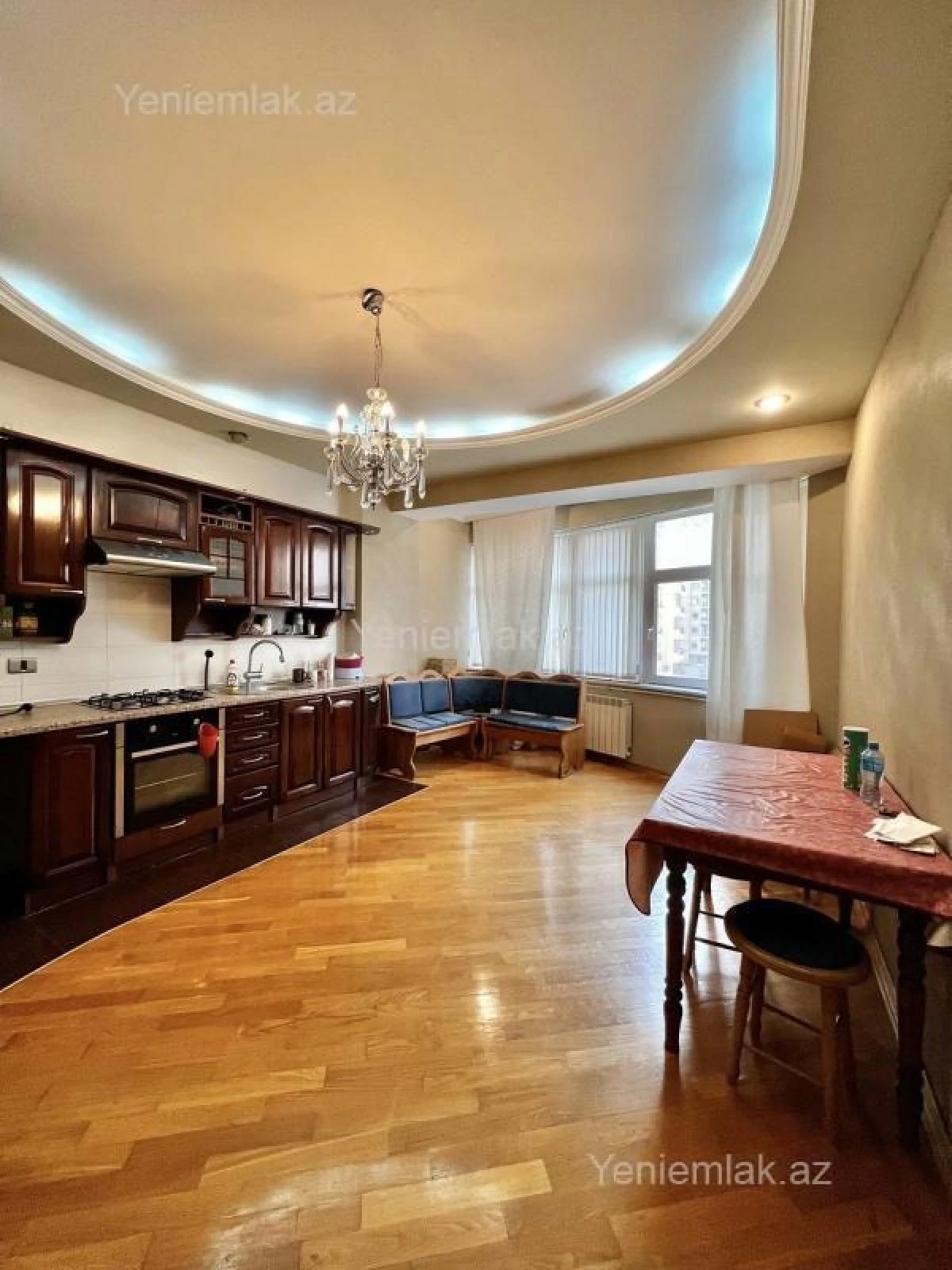 Satılır 3 otaqlı yeni tikili 170 m²