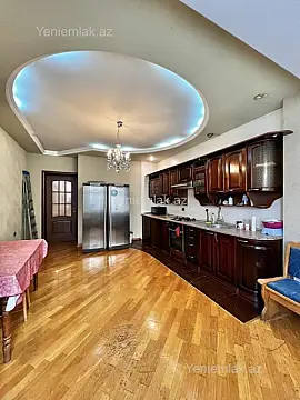 Satılır 3 otaqlı yeni tikili 170 m²