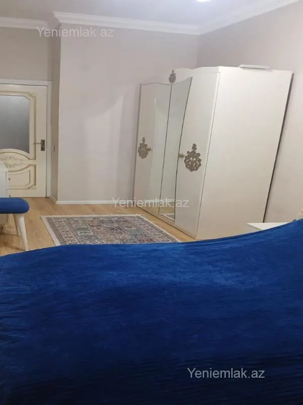 Satılır 2 otaqlı yeni tikili 70 m²
