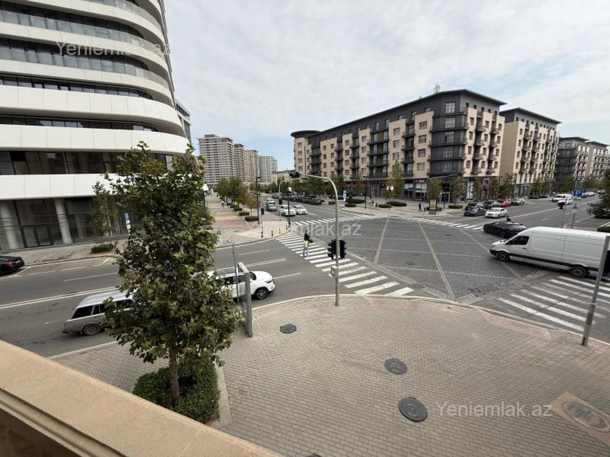 Satılır 3 otaqlı yeni tikili 129 m²