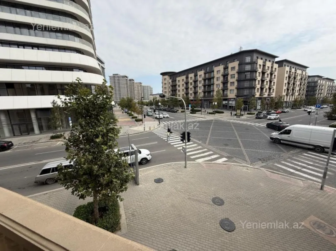 Satılır 3 otaqlı yeni tikili 129 m²