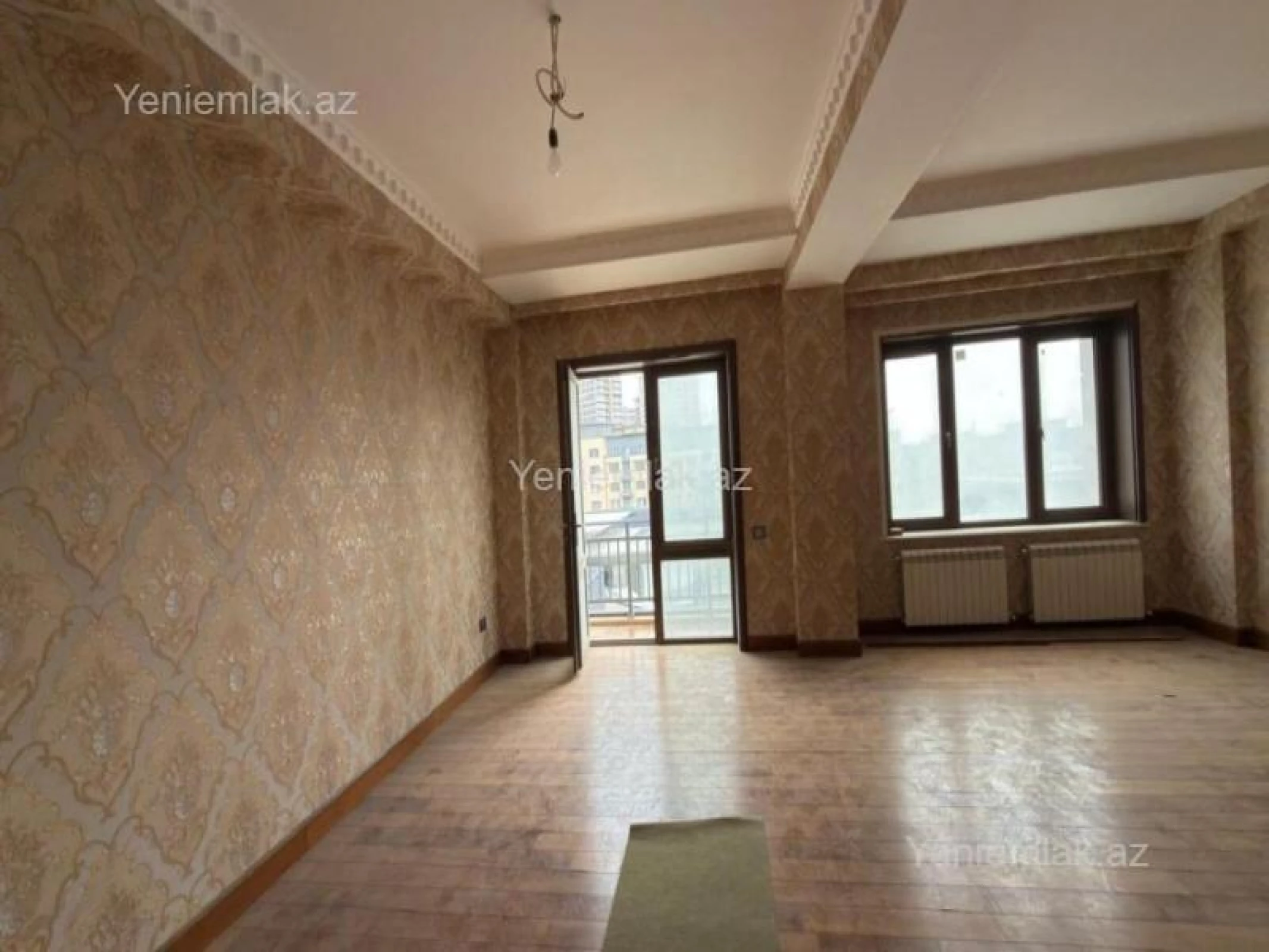 Satılır 5 otaqlı yeni tikili 200 m²