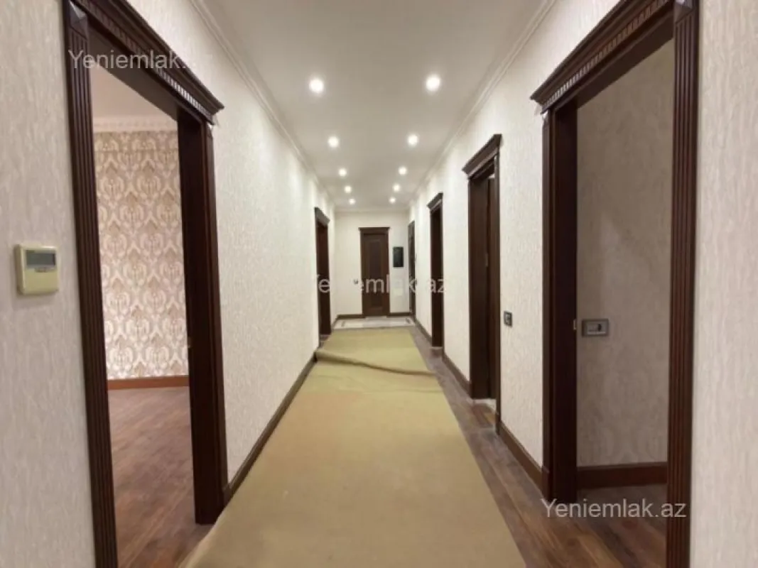Satılır 5 otaqlı yeni tikili 200 m²