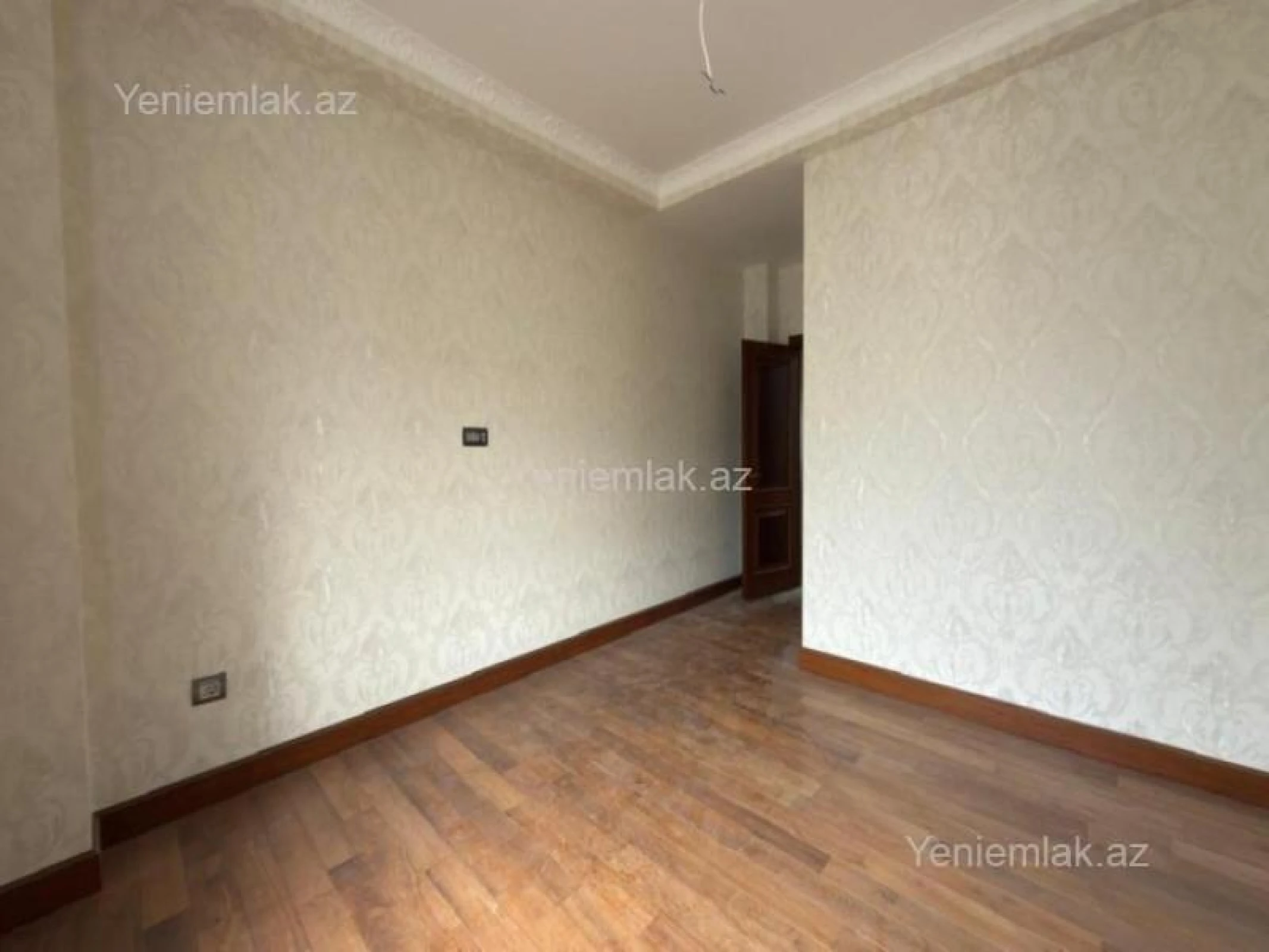 Satılır 5 otaqlı yeni tikili 200 m²