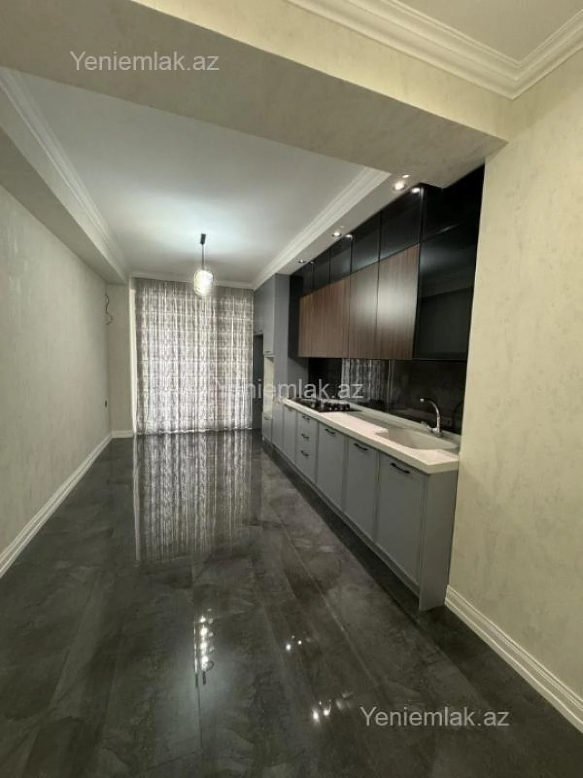 Satılır 3 otaqlı yeni tikili 138 m²