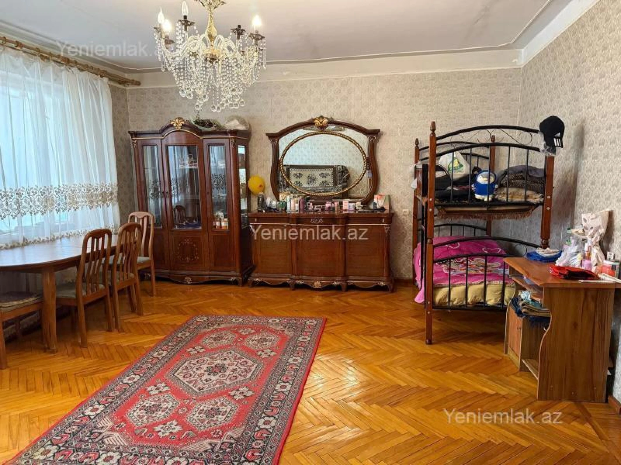 Satılır 3 otaqlı köhnə tikili 85.5 m²