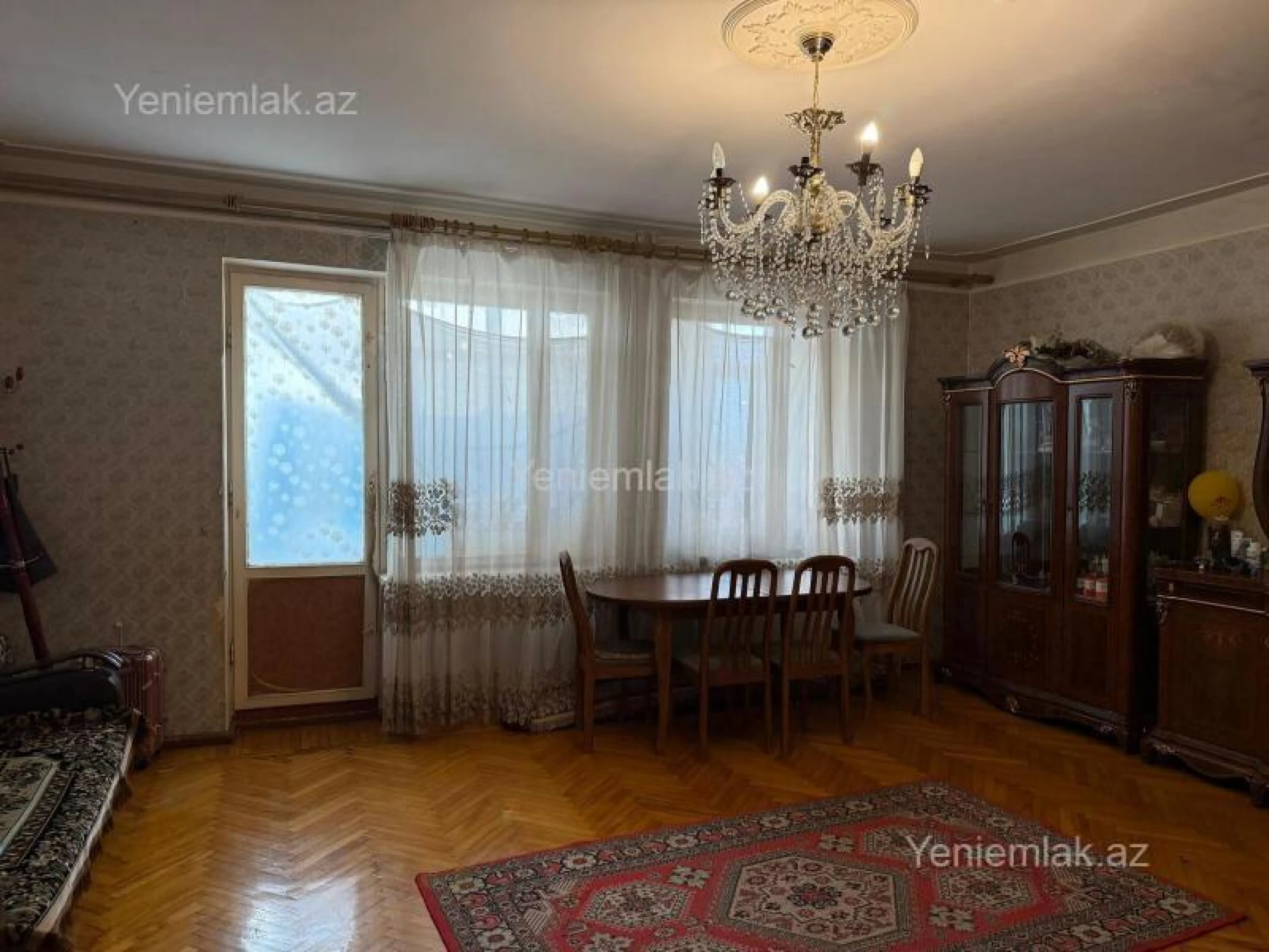 Satılır 3 otaqlı köhnə tikili 85.5 m²