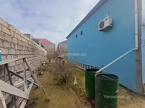 Satılır 5 otaqlı həyət evi 150 m²