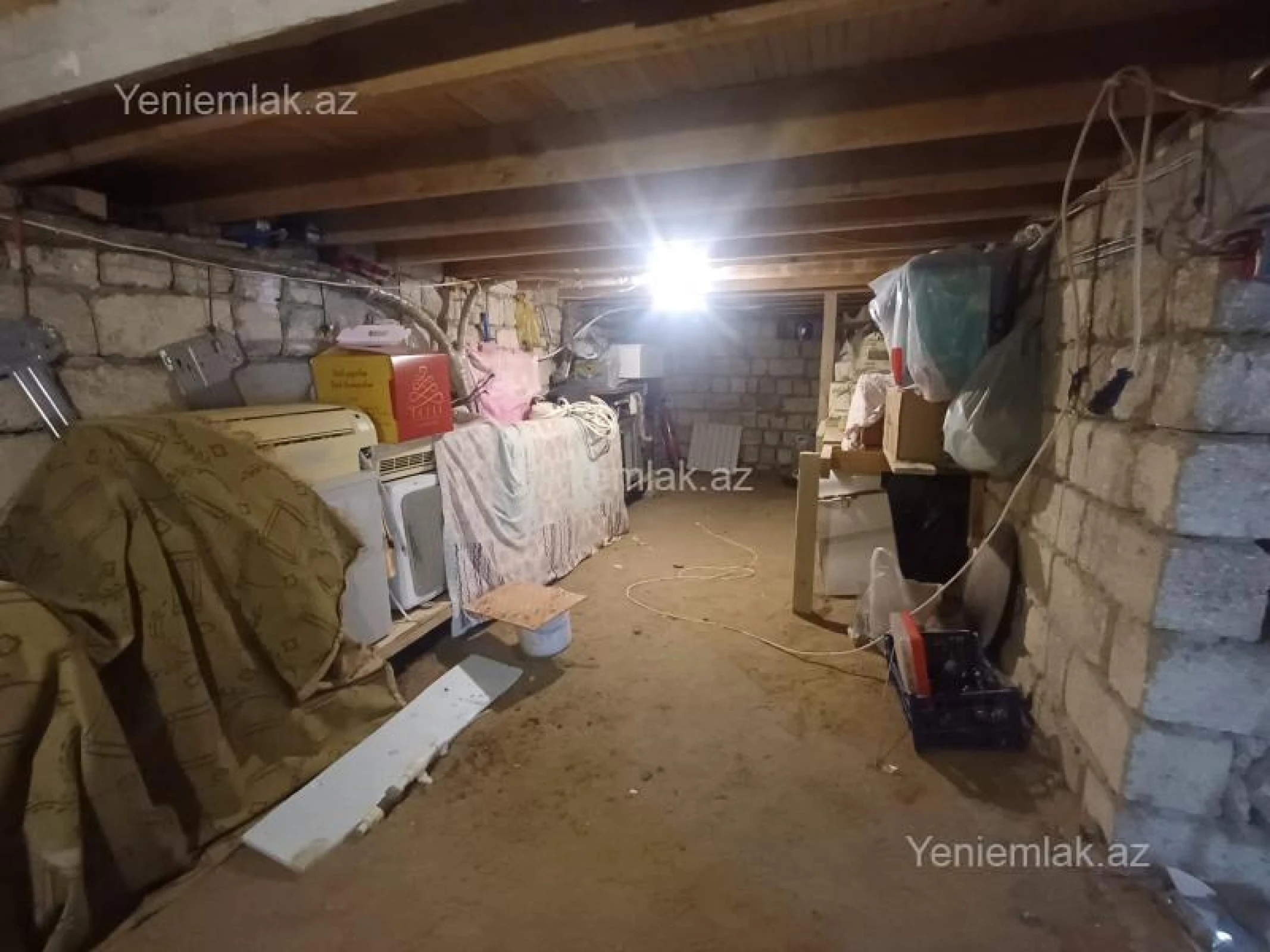 Satılır 5 otaqlı həyət evi 150 m²