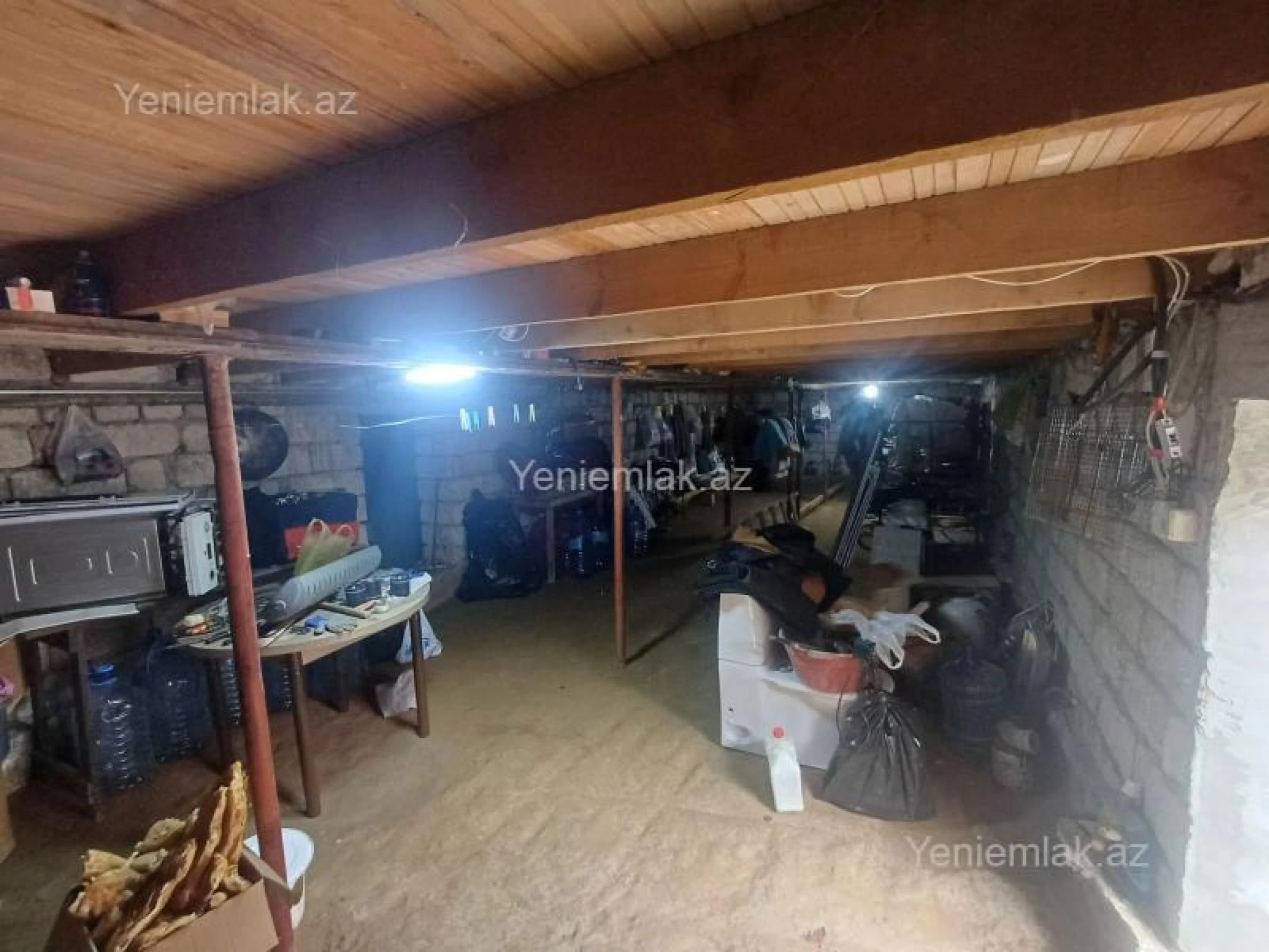 Satılır 5 otaqlı həyət evi 150 m²