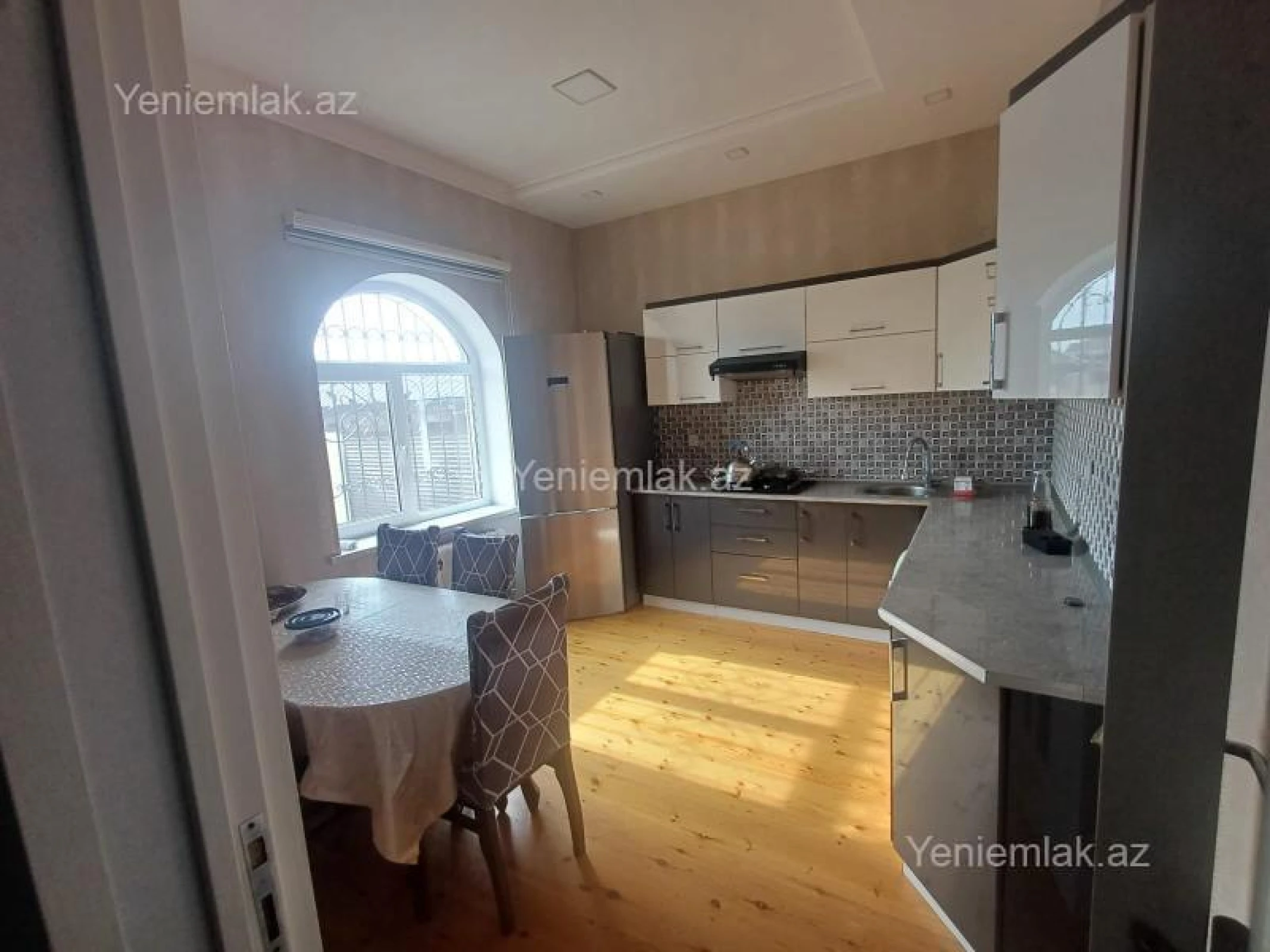 Satılır 5 otaqlı həyət evi 150 m²