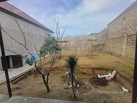 Satılır 5 otaqlı həyət evi 150 m²