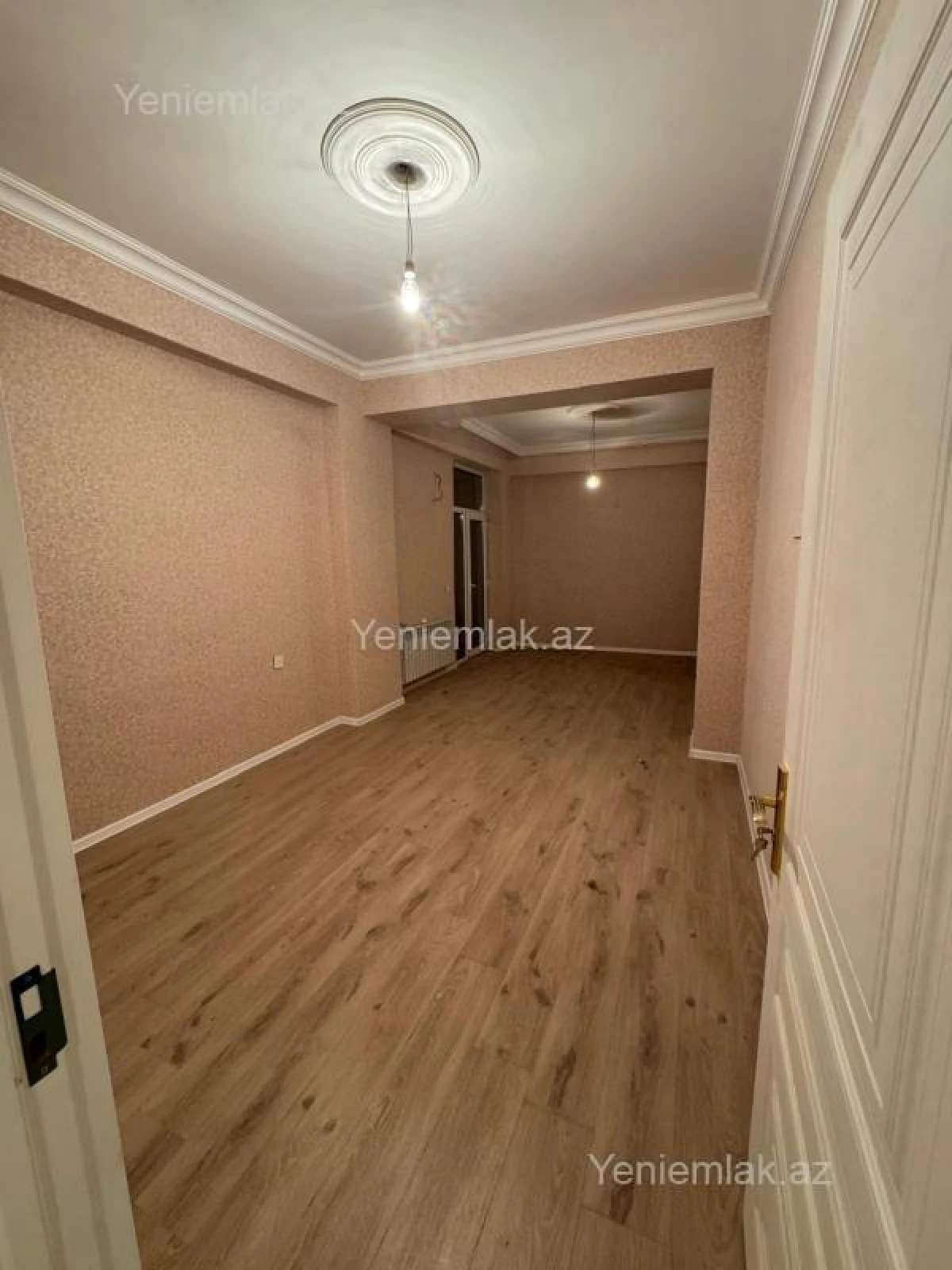 Satılır 2 otaqlı yeni tikili 94 m²