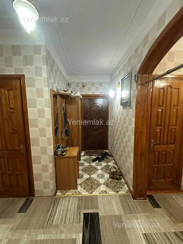 Satılır 3 otaqlı köhnə tikili 82 m²