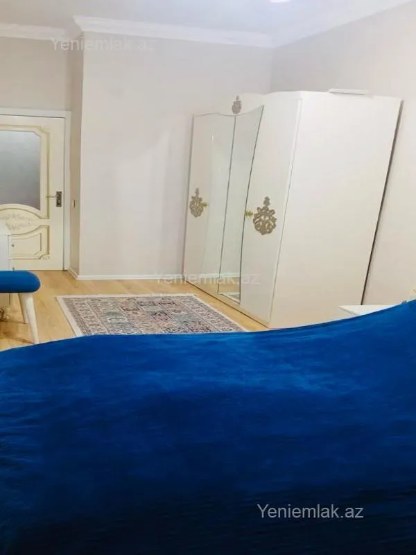 Satılır 2 otaqlı yeni tikili 70 m²
