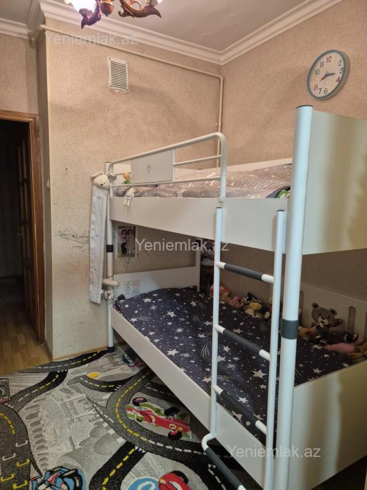 Satılır 2 otaqlı köhnə tikili 55 m²