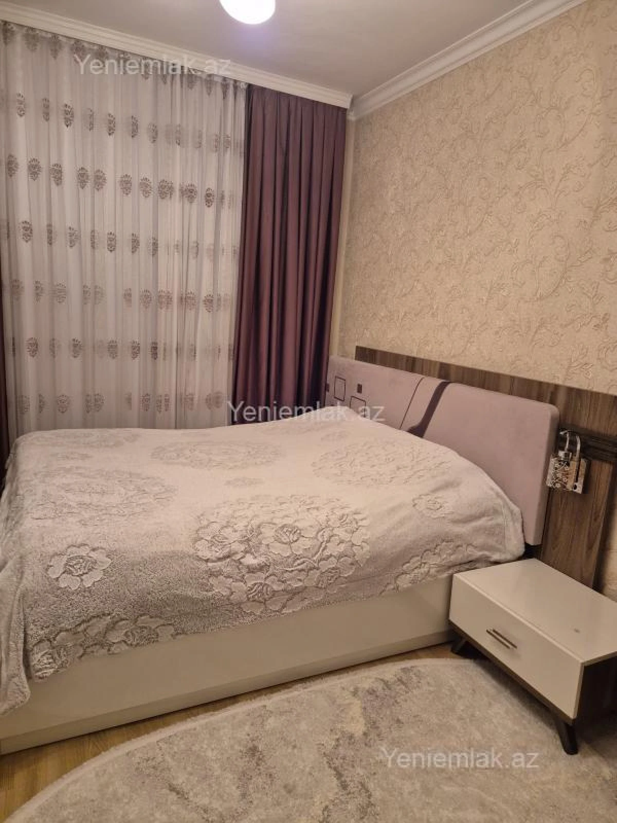 Satılır 2 otaqlı köhnə tikili 55 m²