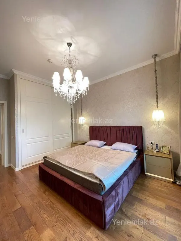 Satılır 2 otaqlı yeni tikili 76 m²