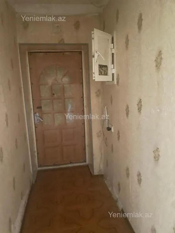 Satılır 2 otaqlı köhnə tikili 50 m²