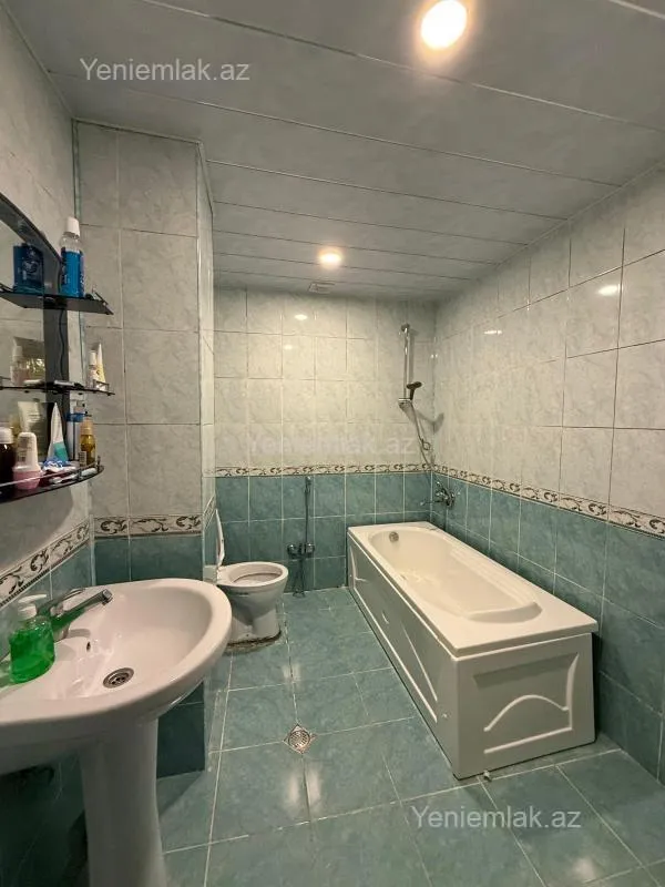Satılır 2 otaqlı yeni tikili 55 m²