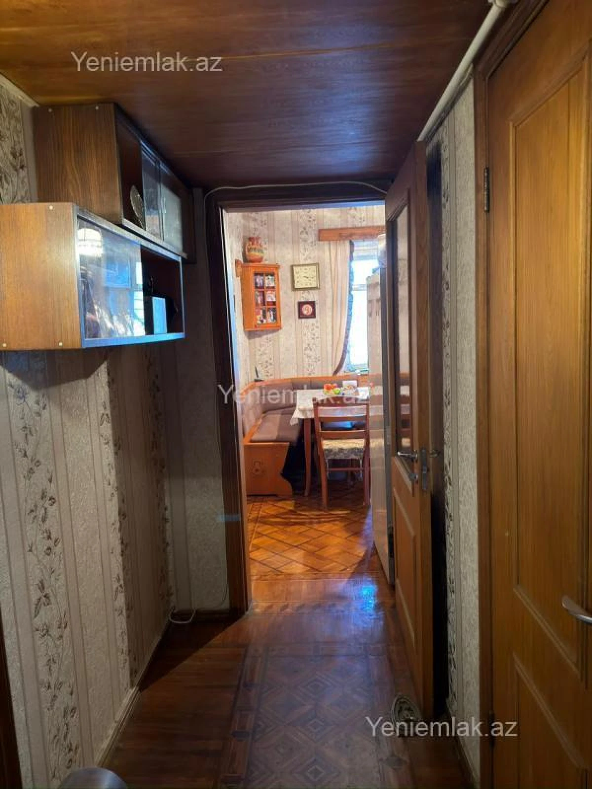 Satılır 5 otaqlı köhnə tikili 110 m²