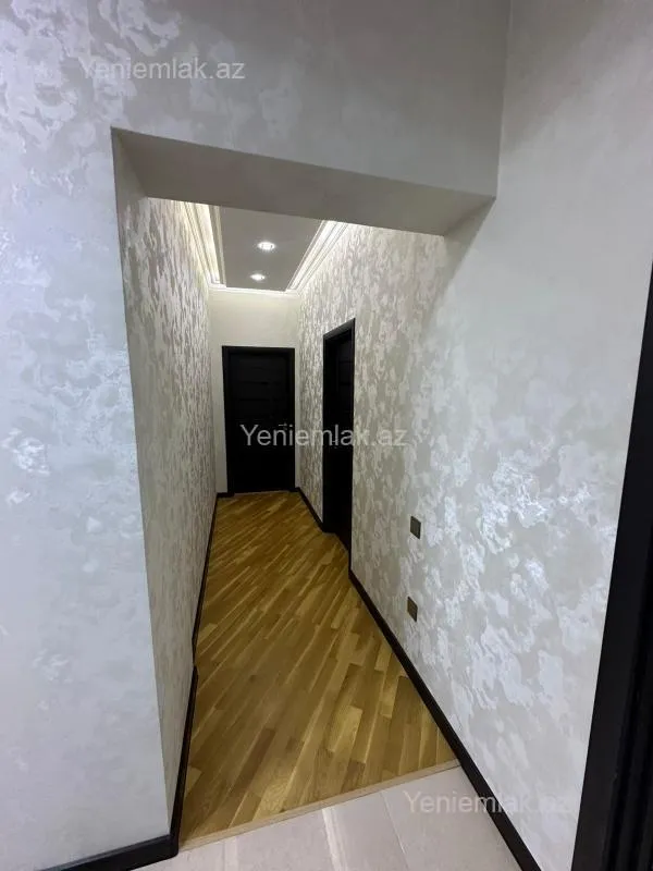 Satılır 3 otaqlı yeni tikili 125 m²