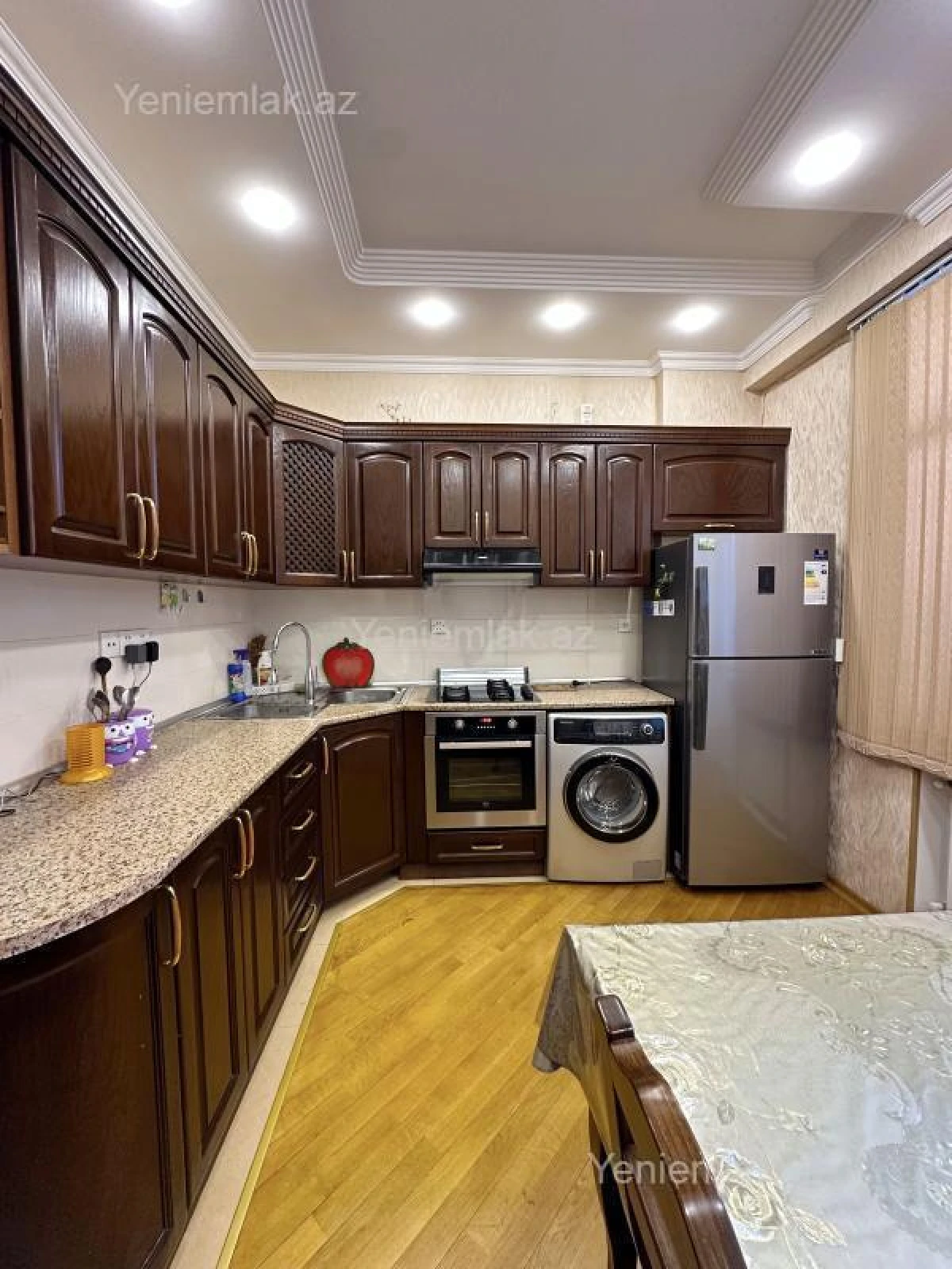 Satılır 1 otaqlı yeni tikili 60 m²